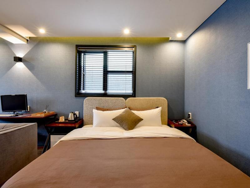 Brown Dot Yangjeong Hotel Busan Exterior foto