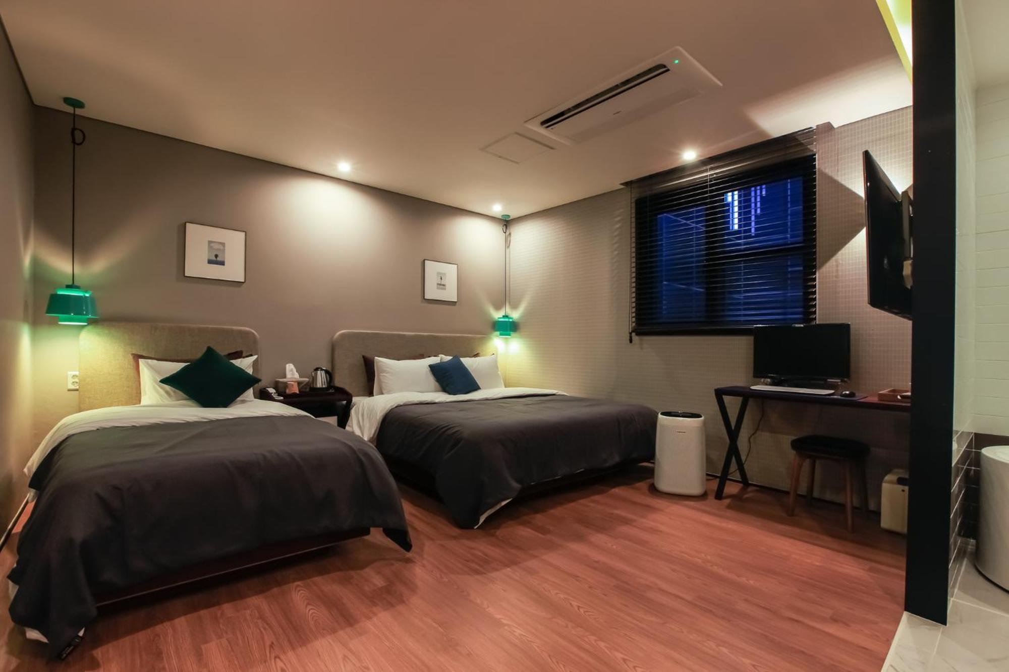 Brown Dot Yangjeong Hotel Busan Exterior foto
